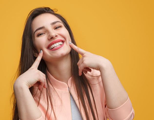 Lady shows off pretty smile